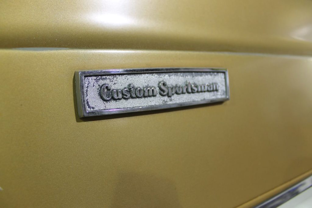 Custom 1969 Dodge A 108 Hemi Van build all stock survivor