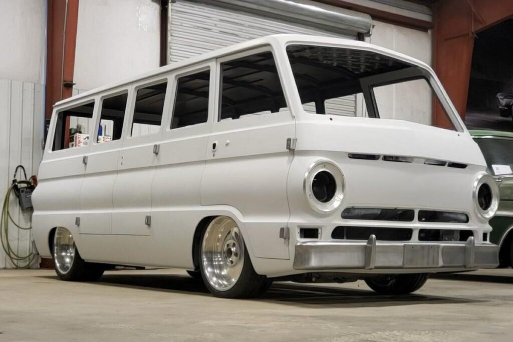 Custom 1969 Dodge A 108 Hemi Van build Primer